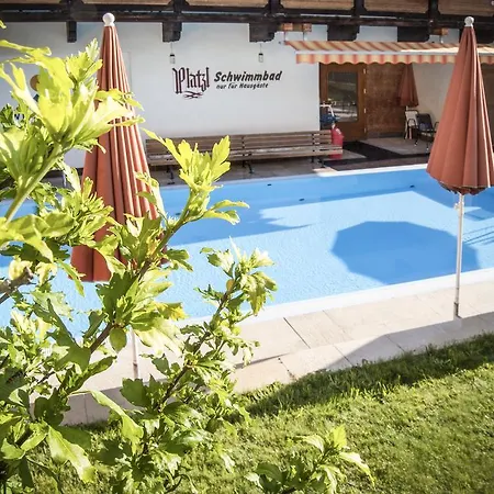 普拉茨尔酒店 酒店