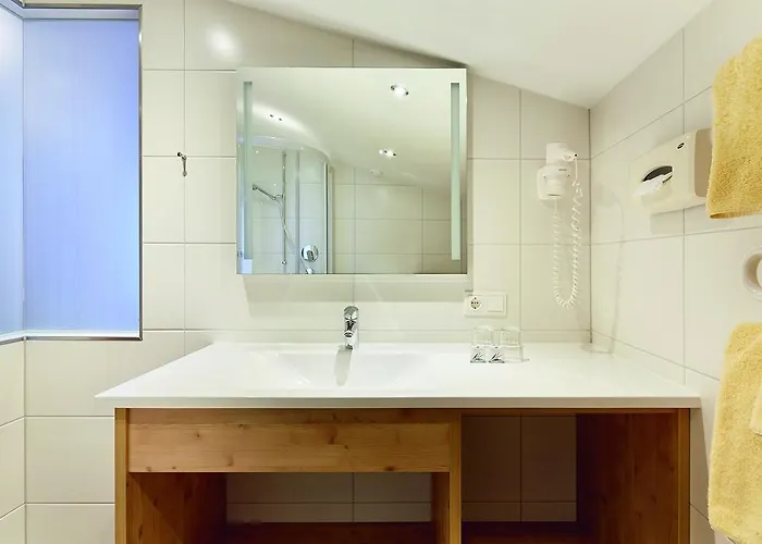 ホテル Platzl アウフファッハ